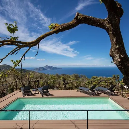 Aprea Luxury Capri Views & Guest Services * Massa Lubrense