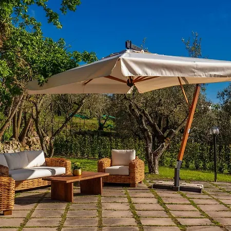 Villa Aprea Luxury Capri Views & Guest Services