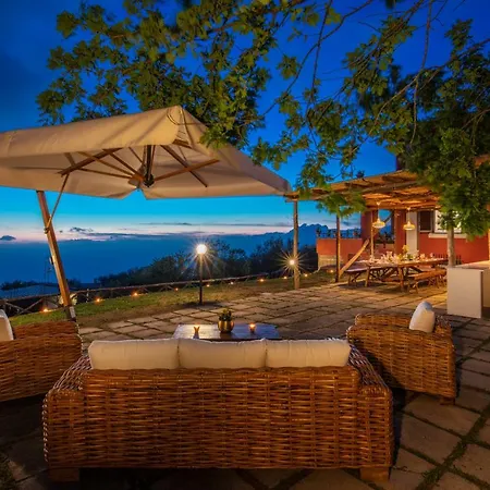 Aprea Luxury Capri Views & Guest Services